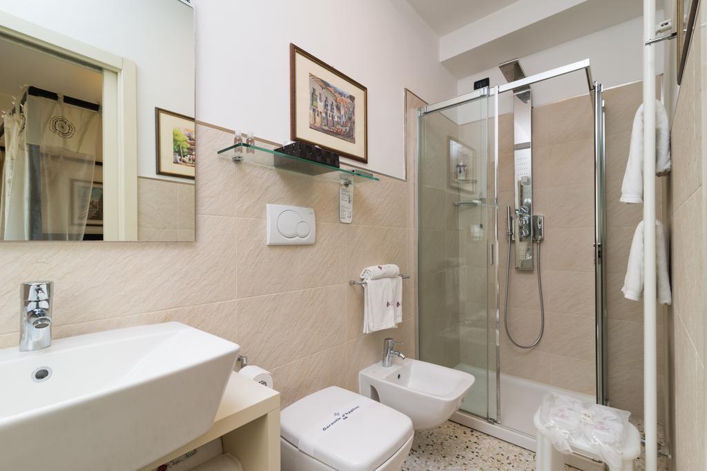 Hotel Relais San Nicolo Treviso Room photo